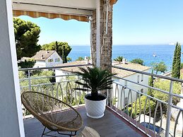 Apartment Near Canyelles Petites Beach