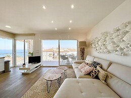 Apartment Near Canyelles Petites Beach