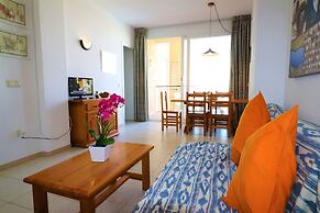 Apartment in Roses Near Sandy Beach