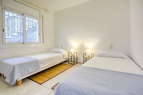 Apartment in Roses by the Waterfront