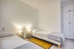 Apartment in Roses by the Waterfront