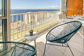 Apartment in Roses by the Waterfront