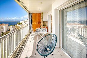 Apartment in Roses by the Waterfront
