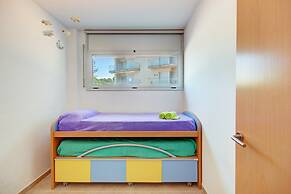 Apartment in Roses Near the Beach