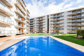 Apartment in Roses Near the Beach