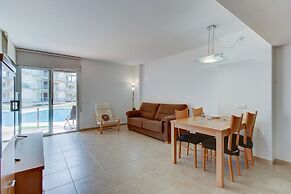 Apartment in Roses Near the Beach