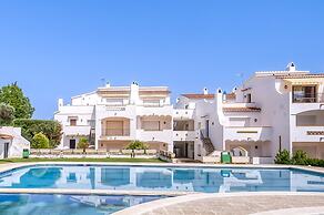 Apartment in Roses by Rocky Beach