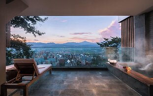 Tengchong Budu Hot Spring Resort Hotel
