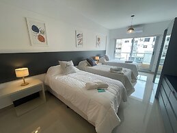 Ayres Suites Moreno