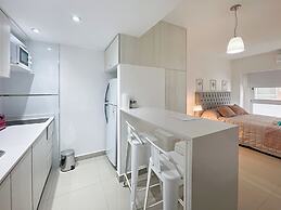 Ayres Suites Moreno