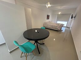Ayres Suites Moreno