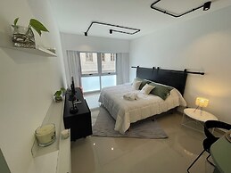 Ayres Suites Moreno