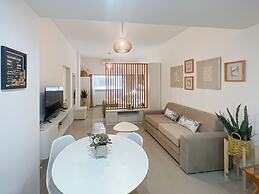 Ayres Suites Moreno