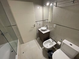 Ayres Suites Moreno