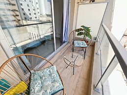 Ayres Suites Moreno