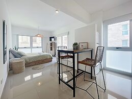 Ayres Suites Moreno