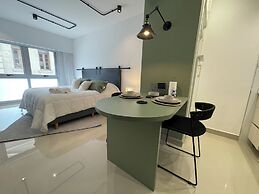 Ayres Suites Moreno