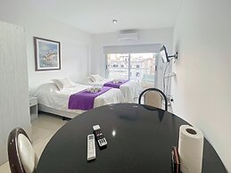 Ayres Suites Moreno
