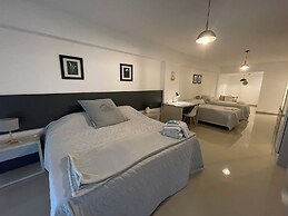 Ayres Suites Moreno