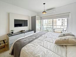 Ayres Suites Moreno
