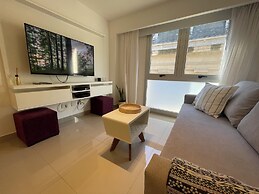 Ayres Suites Moreno