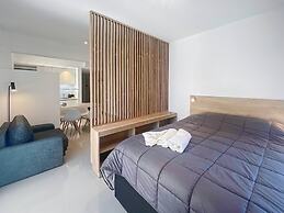 Ayres Suites Moreno