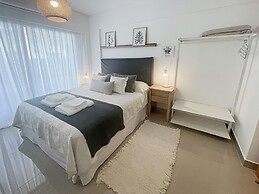 Ayres Suites Moreno