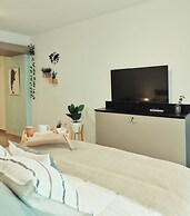 Ayres Suites Moreno