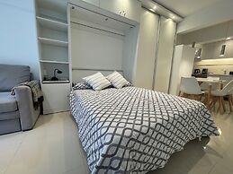 Ayres Suites Moreno