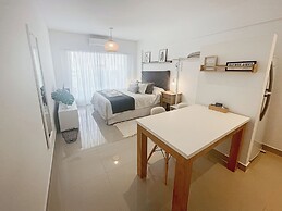 Ayres Suites Moreno