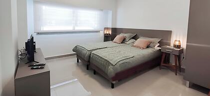 Ayres Suites Moreno