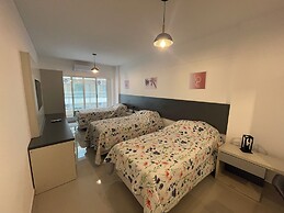 Ayres Suites Moreno