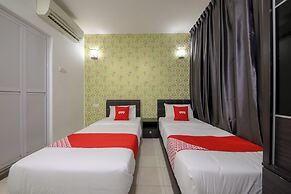 OYO 89497 Dream Nur Hotel