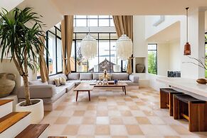 Leo Villa by Betterplace