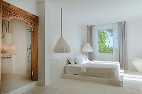 Gravity Boutique Suites