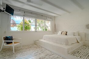 Gravity Boutique Suites