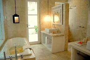 Gravity Boutique Suites