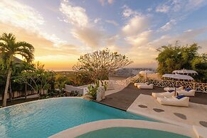 Gravity Boutique Suites