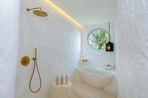 Gravity Boutique Suites