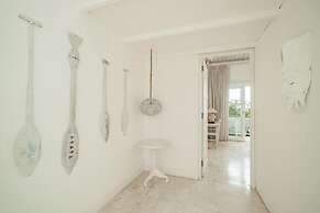 Gravity Boutique Suites