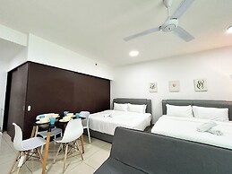Trefoil by Manhattan Group