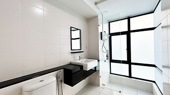Trefoil by Manhattan Group