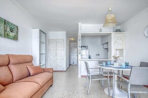 Beachfront Apartment in Platja Almadrava