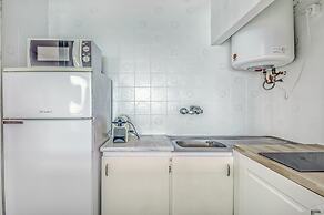 Beachfront Apartment in Platja Almadrava