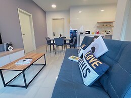 Arte Plus by Manhattan Group