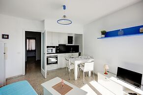 Apartment in Roses With Beachfront View