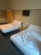 Piccolo Hotel