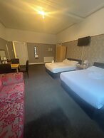 Piccolo Hotel