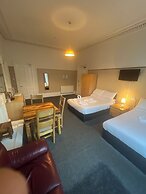 Piccolo Hotel