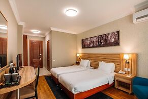 Golden Palace Hotel